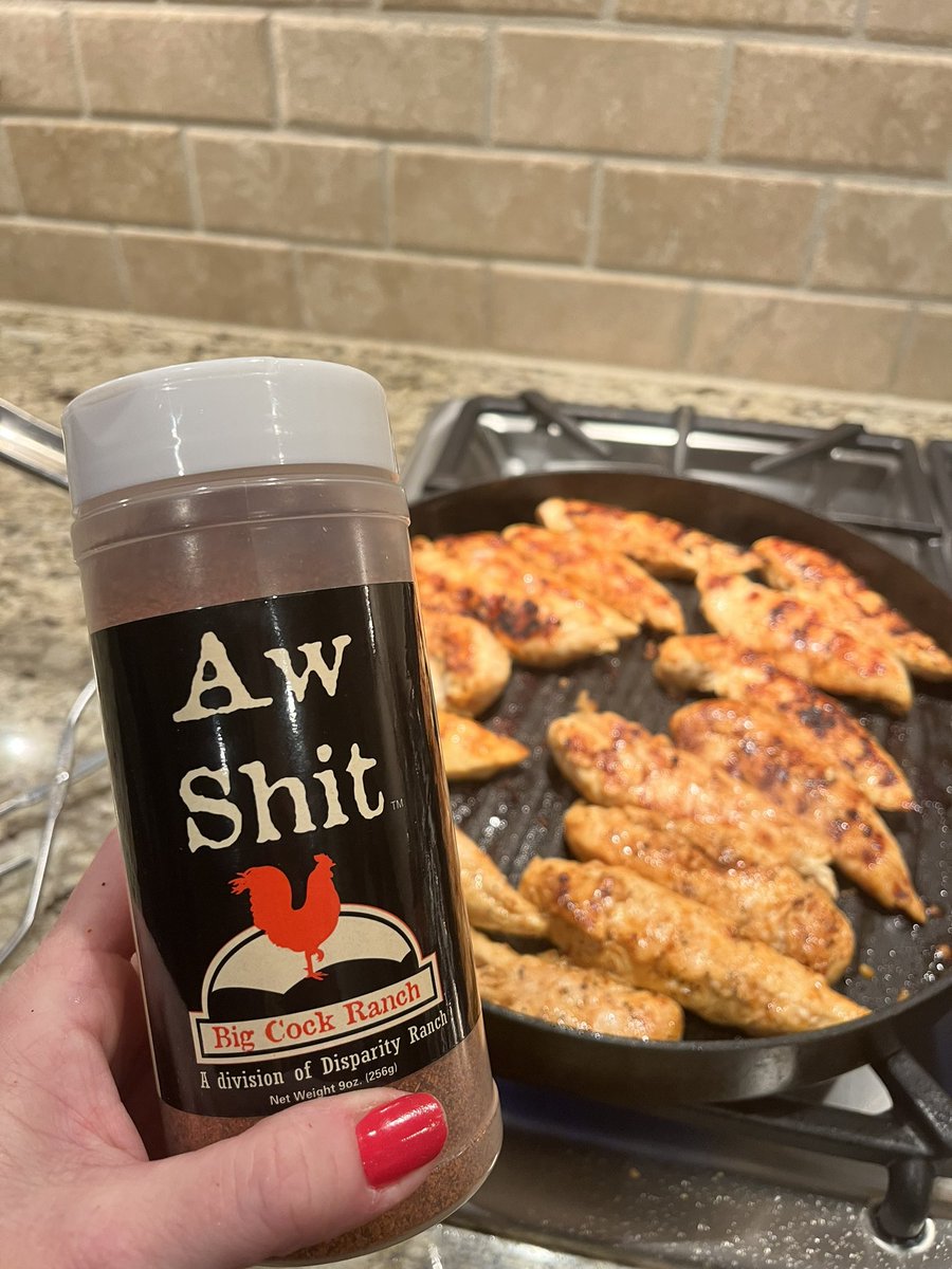 PenickBridget's tweet photo. What’s for dinner? Chicken- seasoned with #AwShit from #BigCockRanch. 🐓
(gift received during our neighbor gals’ favorite things exchange) https://t.co/DcdzLmSkFu