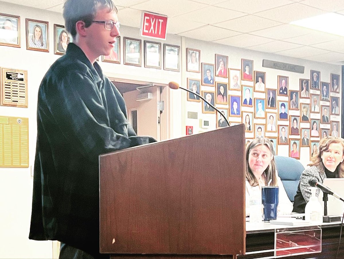 RedLandHS's tweet image. Tonight the Board recognized the efforts of Ava, Faith, Kathy, and Mrs. Amy Snyder with their first aid assistance they provided Noah a few weeks ago. We are so grateful for all that you did to ensure his safety! #patriotpride