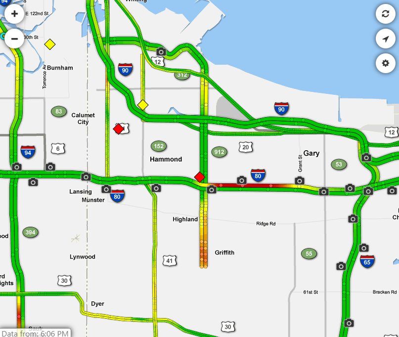 clineavebridge's tweet photo. Avoid the red.  Continued delays on I80-94 Westbound, two left lanes closed and emergency vehicles on the scene - this is a perfect evening to get back on your daily delay-free route #savetimetakecline @WGNtraffic @TVelligan 
https://t.co/C14PNcmcvC https://t.co/fnOe0gUP8P