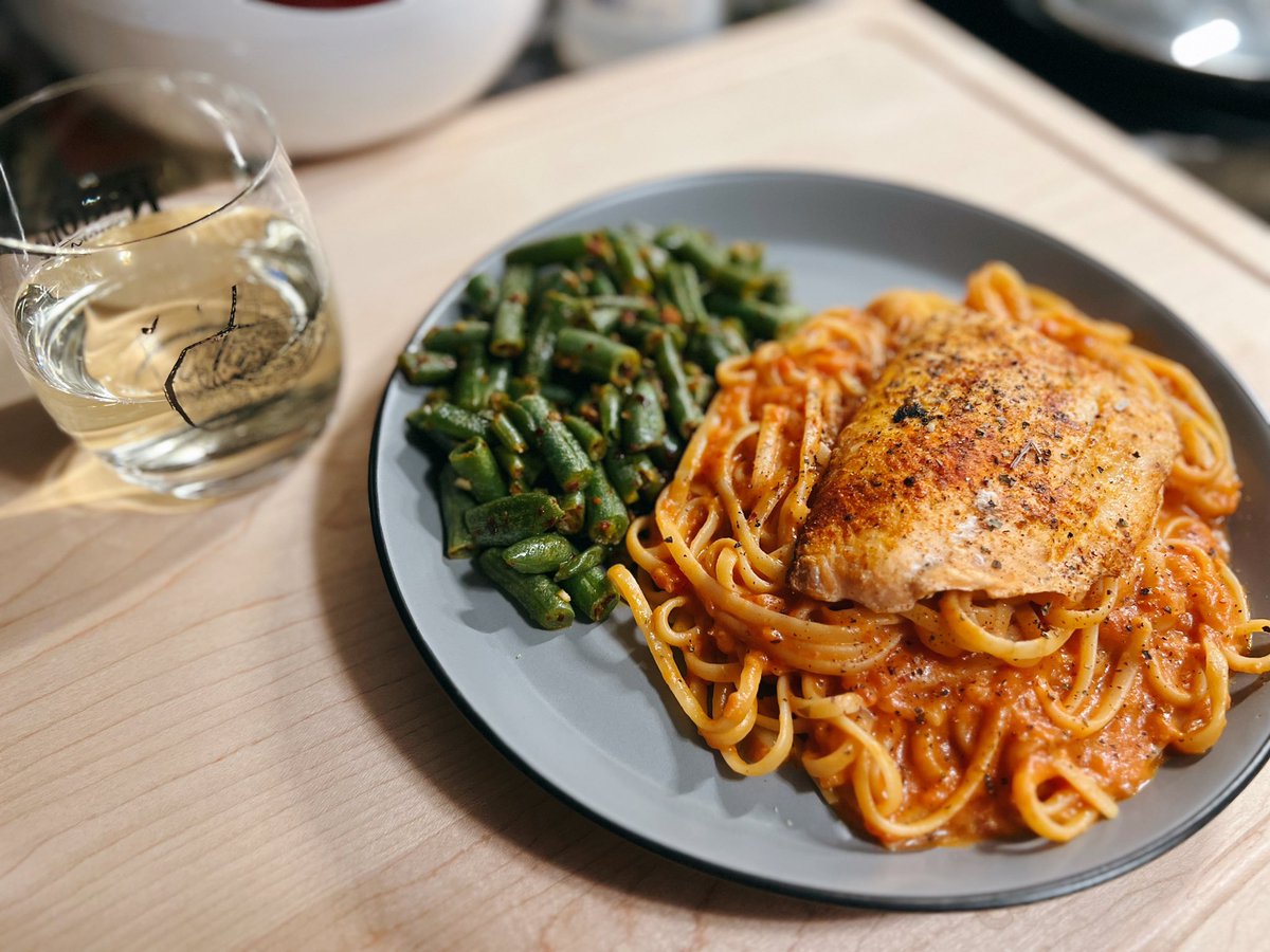 girl_dm_ 24時間シンデレラ on Twitter "i made salmon fillet on linguini with