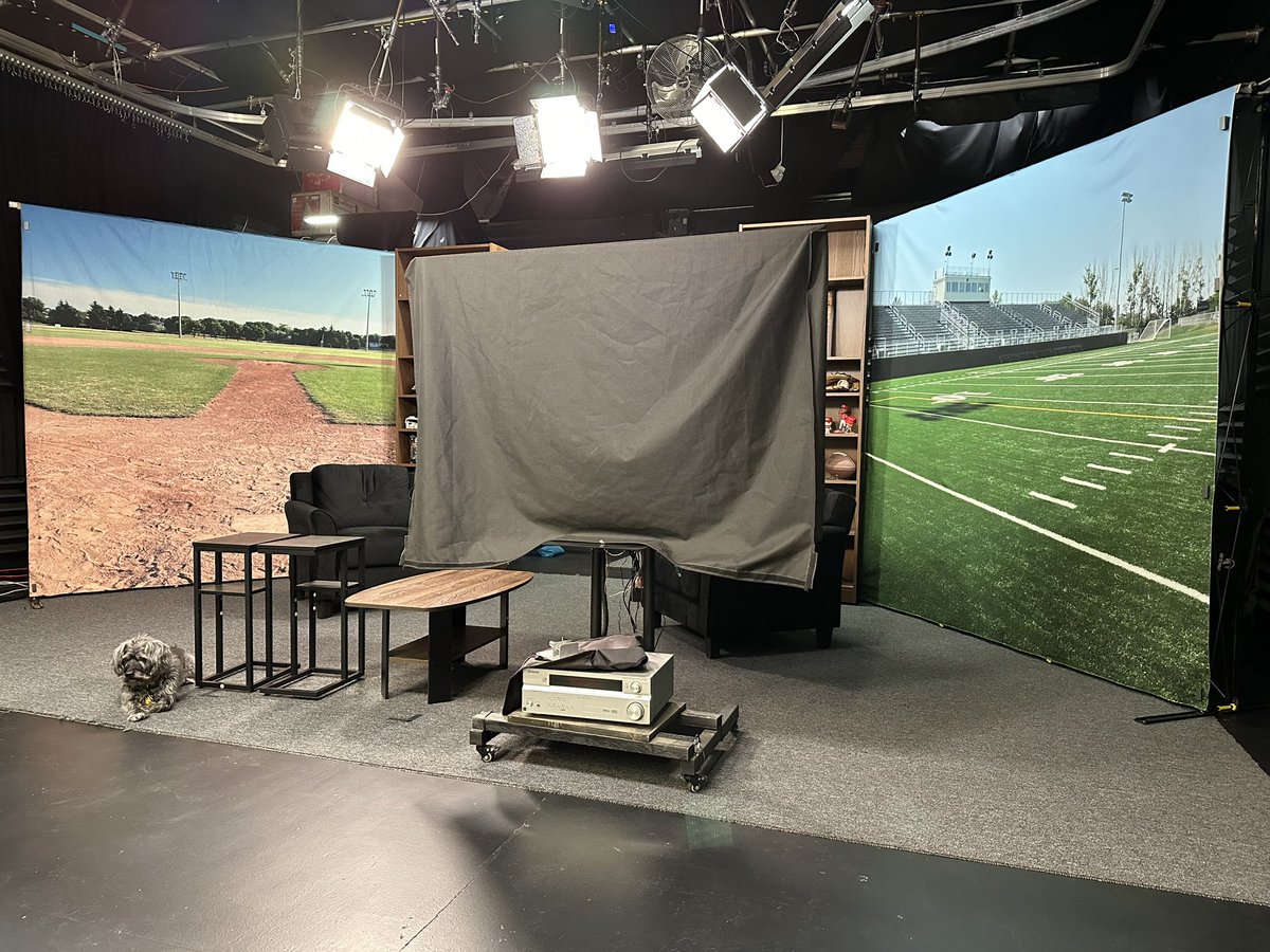 LA36TV's tweet photo. Behind the Scenes with LA36!
β’
Abracadabra! πͺ Just like that, we are transforming our studio for another show airing tonight. Two shows on the same day in the same studio , now thatβs what we call tvmagic π©ππͺπ₯
β’
#la36 #lacounty #firstshowoftheyear #studio #tv #studiolife https://t.co/ncK8YTB4Jr