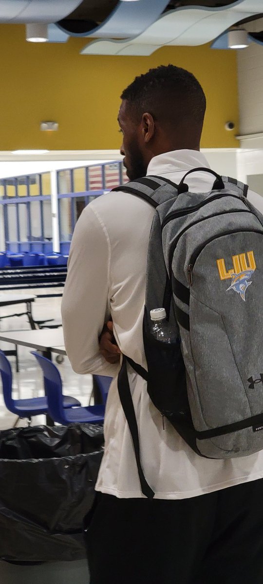 CGHRMedia tweet media