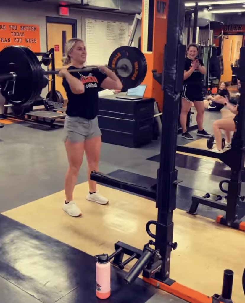 UFOilerSoftball's tweet photo. Upper Body Max got us Hype

WEEK 1 ✅
#ufsb #goilers https://t.co/fmtRaOJmOr