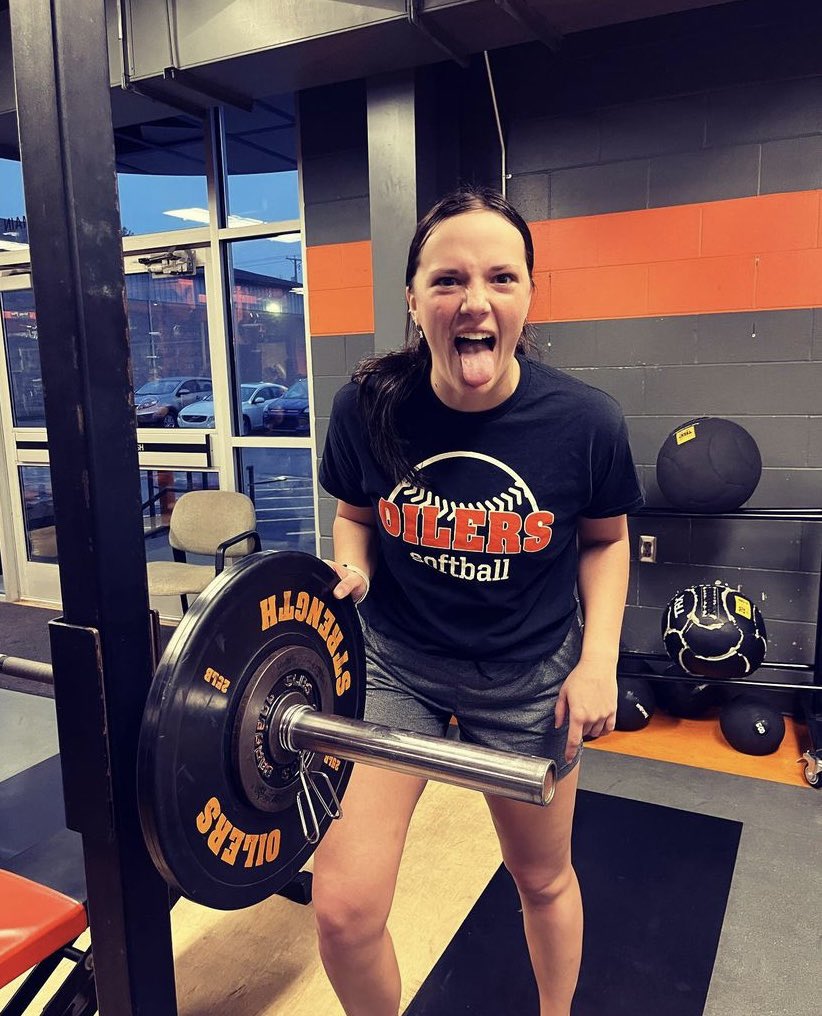 UFOilerSoftball's tweet photo. Upper Body Max got us Hype

WEEK 1 ✅
#ufsb #goilers https://t.co/fmtRaOJmOr