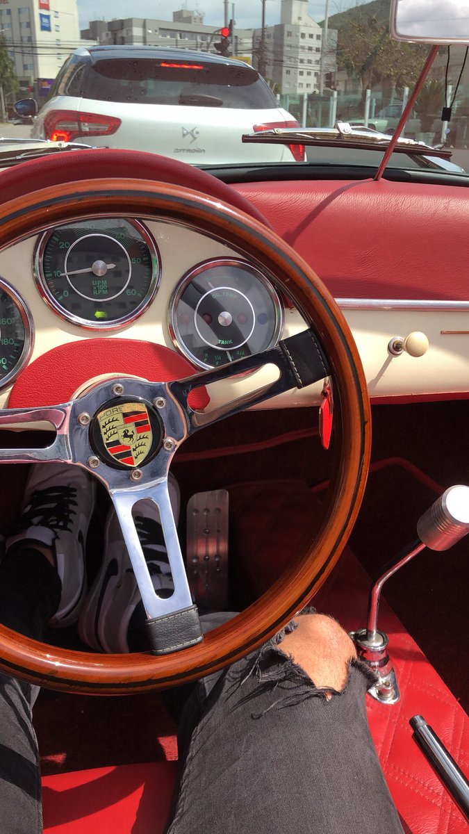 Início de ano e calor aqui no Brasil 🇧🇷. #porsche #Brasil