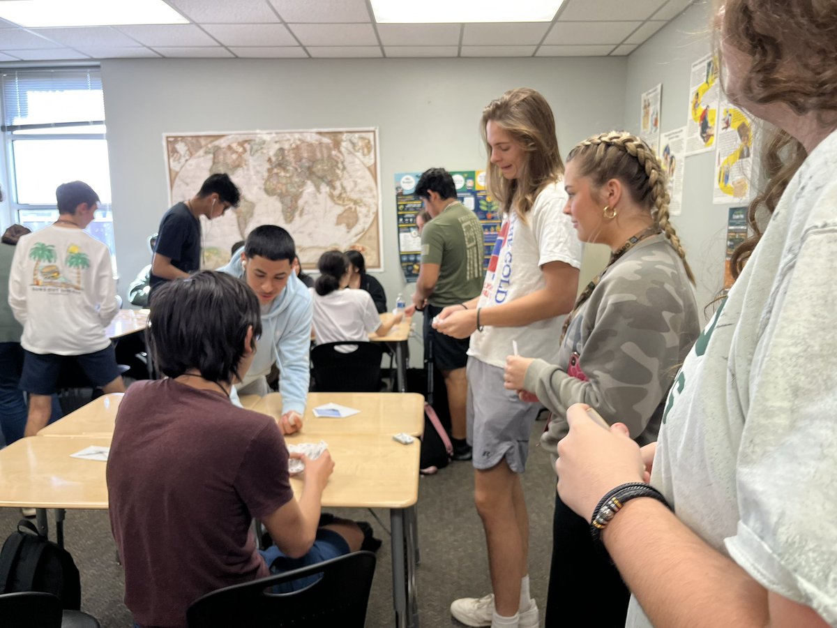KPHS students learned about economic principles through a simulation. <a href="/humble_SocSt/">Humble ISD Social Studies</a> <a href="/HumbleISD_KPHS/">Kingwood Park HS</a>