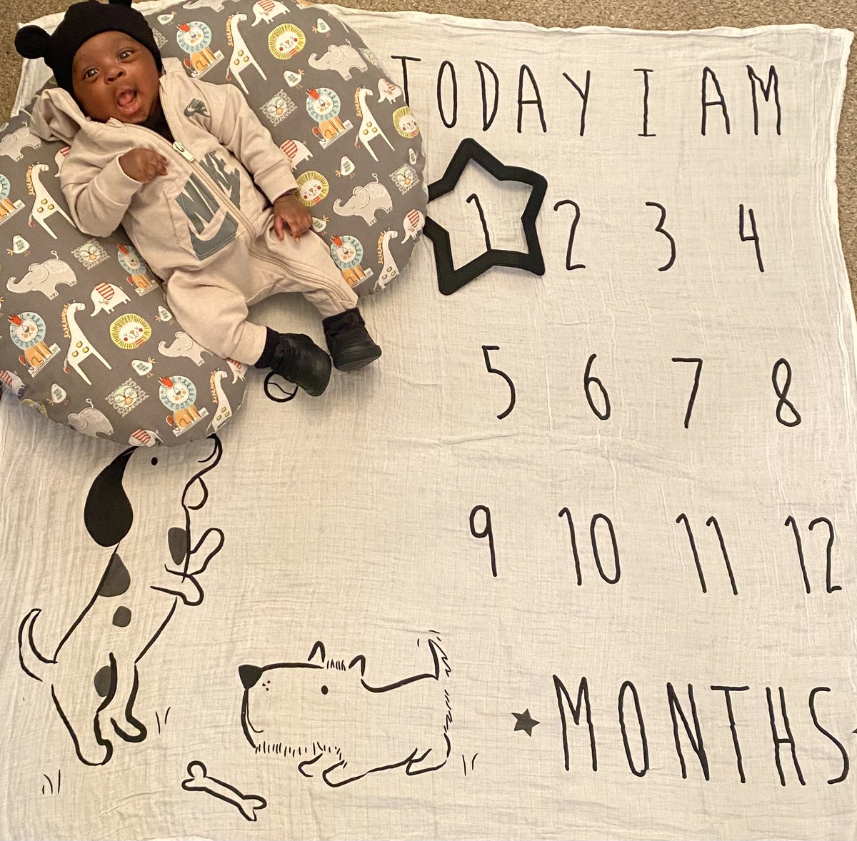 CadejaO_'s tweet photo. The best birthday present ever!!! Caden turned 1 month on mommies birthday 12/12 &amp; 1/12 he is 10 pounds &amp; growing God has truly blessed me with the perfect baby 🥹 

Happy 29th Birthday to me &amp; 1 month to Caden 💚 https://t.co/ibZXcD69cS