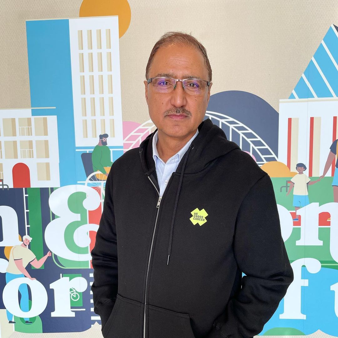 albertacancer's tweet photo. “I ask you to join me in supporting the “We Cross Cancer” campaign because nobody should have to fight cancer alone." - @AmarjeetSohiYEG, Mayor of Edmonton. 100% of the proceeds from #WeCrossCancer merch will support the #CrossCancerInstitute!

Shop today: https://t.co/L8RF4gYikb https://t.co/cdAEU1MxE4