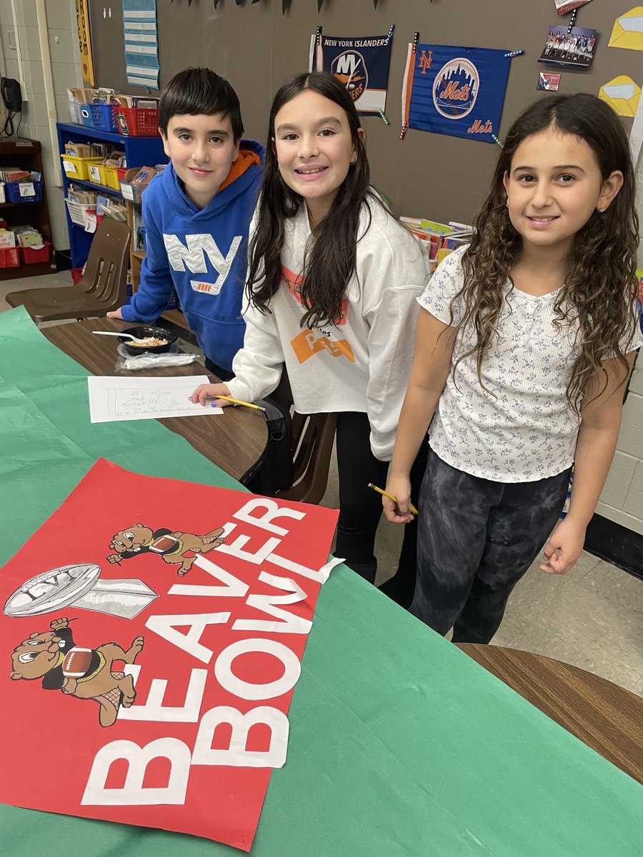 MerrickUFSD's tweet photo. January is a busy month for Student Council! Members have been meeting during their lunch/recess to work on exciting upcoming activities for Birch School. 

📍 @BirchBeavers https://t.co/vytuHQH7l5