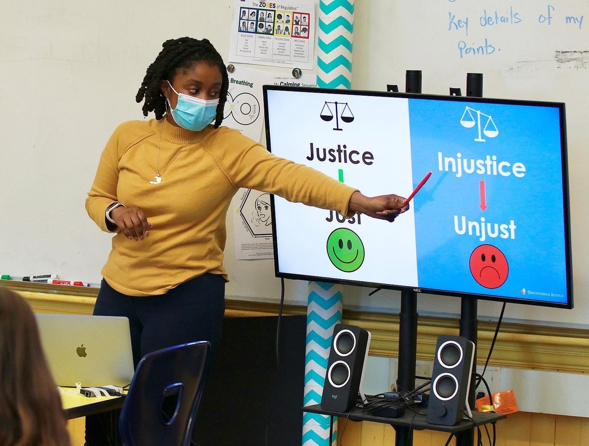 DJCivics's tweet photo. On Monday, we visited Roger Clap Elementary School to see Mrs. Lezama's 3rd Graders learn about the difference between justice and injustice. We are so excited to see classrooms incorporating Children Discovering Justice lessons into their school day! #education #cdj #justice https://t.co/aZx4OZn41A