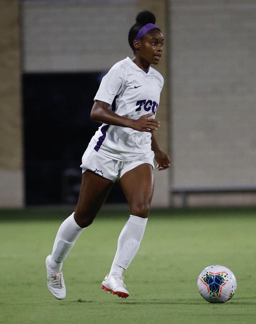 Good luck to #challengealum and <a href="/TCUSoccer/">TCU Soccer</a> standout <a href="/ChaylynHubbard/">Chay</a> in tonight’s #nwsldraft2023 we’re proud of you, Chay!