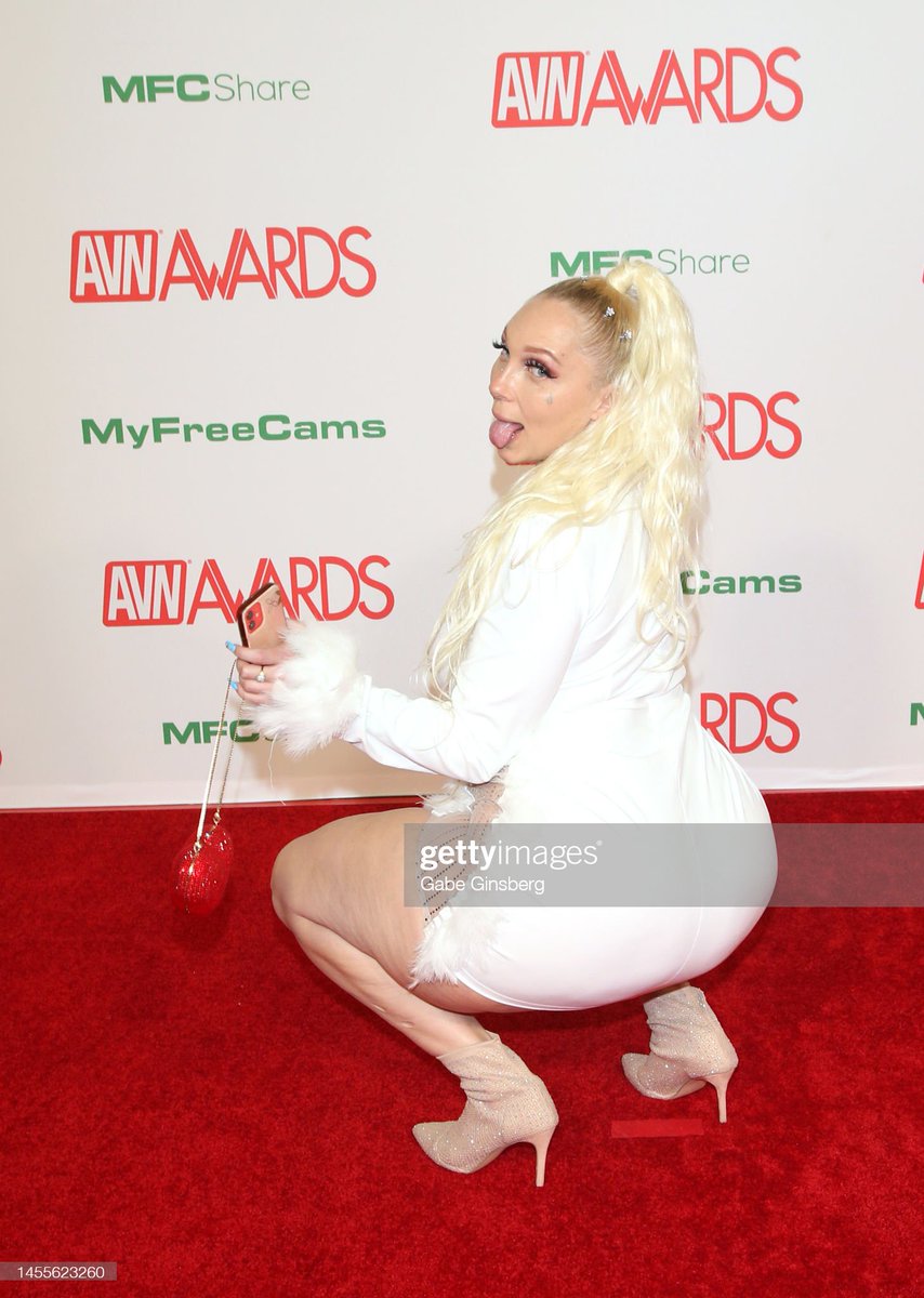 Brazzers Fanss on Twitter: "Alexis Andrews Avn Awards Red Carpet