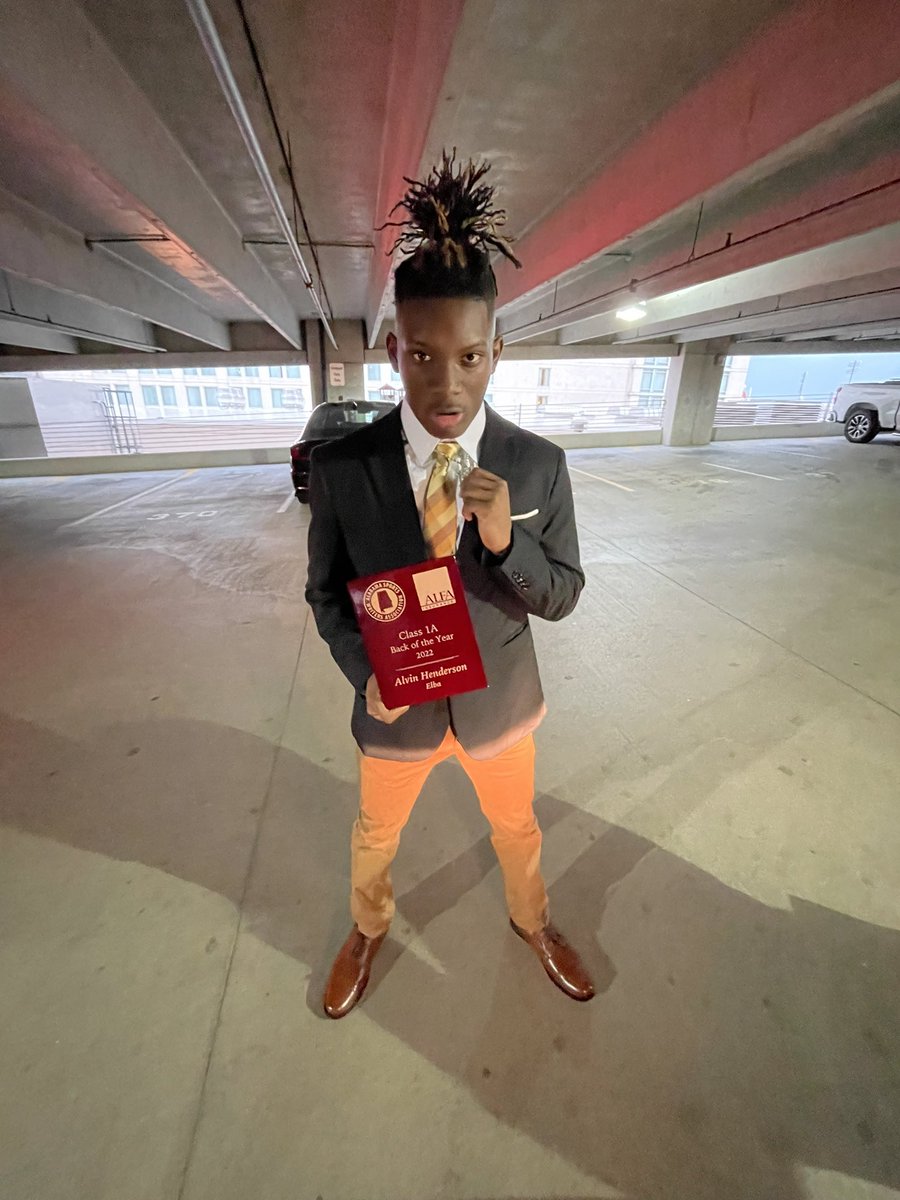 AlHenderson_1's tweet image. #AG2G Beyond Blessed To Be Named 1A Running Back Of The Year ⛽️🙏🏽