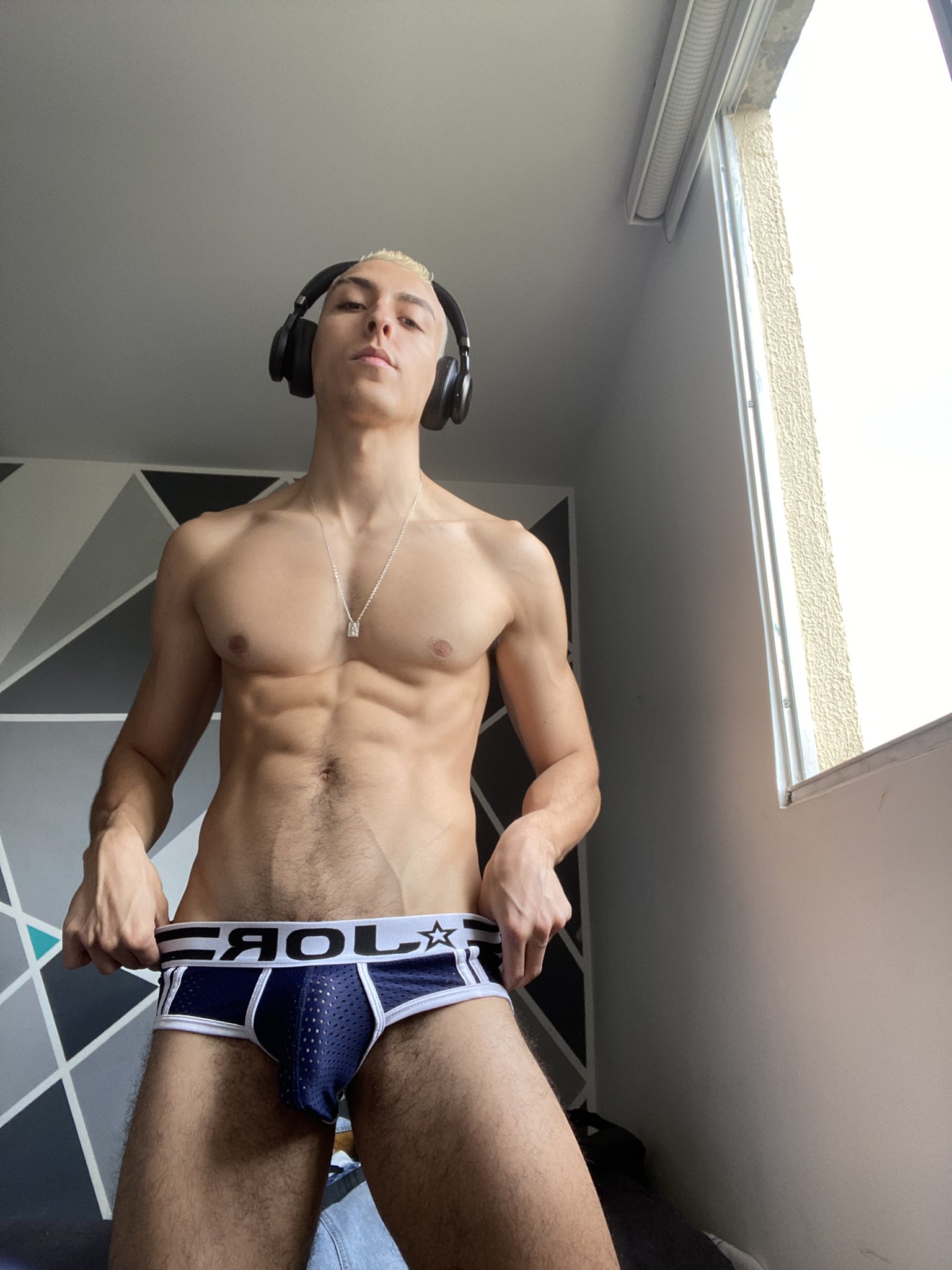 Sebas RP on Twitter "Underwear fav for leg day 💦💦😈😈 Rt’ if you want a