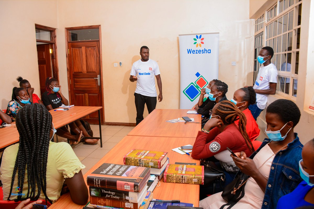 oursomo's tweet photo. Did you know that girls are underrepresented in the tech industry? At Wezesha, we change that by supporting and encouraging young girls to learn to code. 

Follow us for more updates on the next class intake 

 #nextcodeoficial  #coding #tech #womenintech #wezesha #nextcode https://t.co/RkfD2cffMu