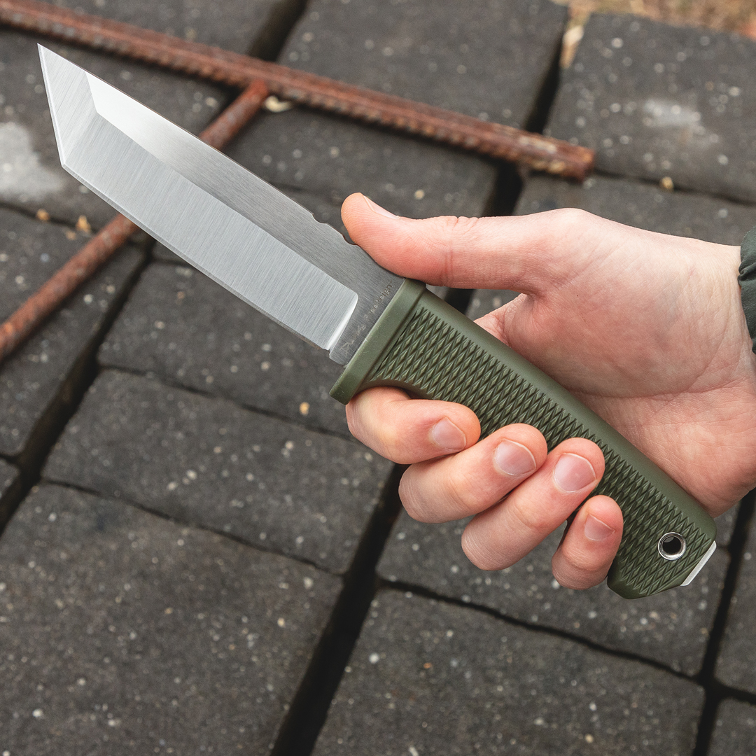 KnifeCenter's tweet photo. → https://t.co/QOG9ZCin7y ←

New from Demko Knives, the FREEREIGN tanto: five inches of flat-ground AUS10 steel with a subtle belly to the main portion of the edge and a hard turn into a perfectly-straight tanto tip. 

Link ↑ #everydaycarry #fixedblade #tactical #tacticalgear https://t.co/ywaAMxhcKV