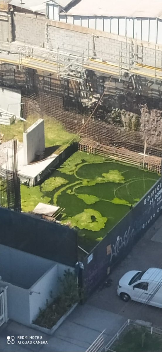 CabanillasTw's tweet photo. Cuando @SeremiSalud2 @AntofagastaMuni  tomara cartas en el asunto? Vecinos de calles Lord Cochrane y Esmeralda #Antofagasta, sufren presencia de zancudos que lleva mas de 3 años, Proyecto #EdificioSOHO #GrupoCalicanto, mas de 3 años obra parada con agua estancada. https://t.co/1y8ZwujSuR