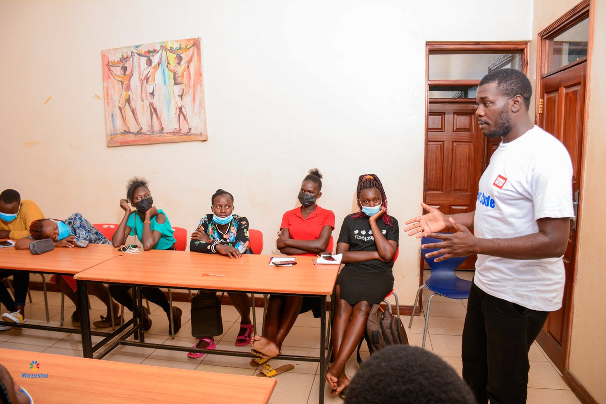 oursomo's tweet photo. Did you know that girls are underrepresented in the tech industry? At Wezesha, we change that by supporting and encouraging young girls to learn to code. 

Follow us for more updates on the next class intake 

 #nextcodeoficial  #coding #tech #womenintech #wezesha #nextcode https://t.co/RkfD2cffMu