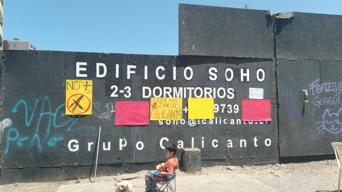 CabanillasTw's tweet photo. Cuando @SeremiSalud2 @AntofagastaMuni  tomara cartas en el asunto? Vecinos de calles Lord Cochrane y Esmeralda #Antofagasta, sufren presencia de zancudos que lleva mas de 3 años, Proyecto #EdificioSOHO #GrupoCalicanto, mas de 3 años obra parada con agua estancada. https://t.co/1y8ZwujSuR