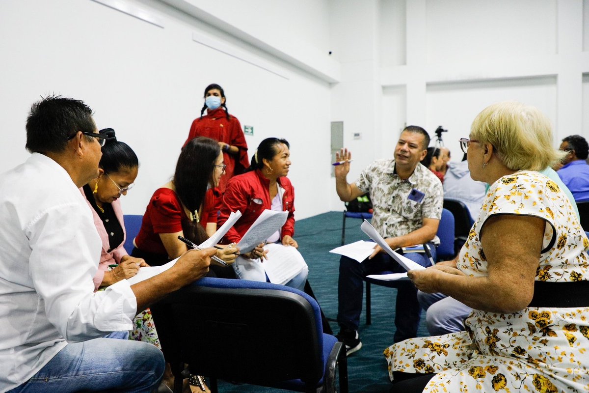 DNP_Colombia's tweet photo. Durante la jornada número 25 de las Audiencias Públicas de #TuPlanDeInversiones, la ciudadanía de Caquetá pudo conocer y participar en la priorización de iniciativas de inversión en el departamento para este cuatrienio del #GobiernoDelCambio.

Detalles 🔗 https://t.co/ASoStXiBIh https://t.co/w72kC6znSz