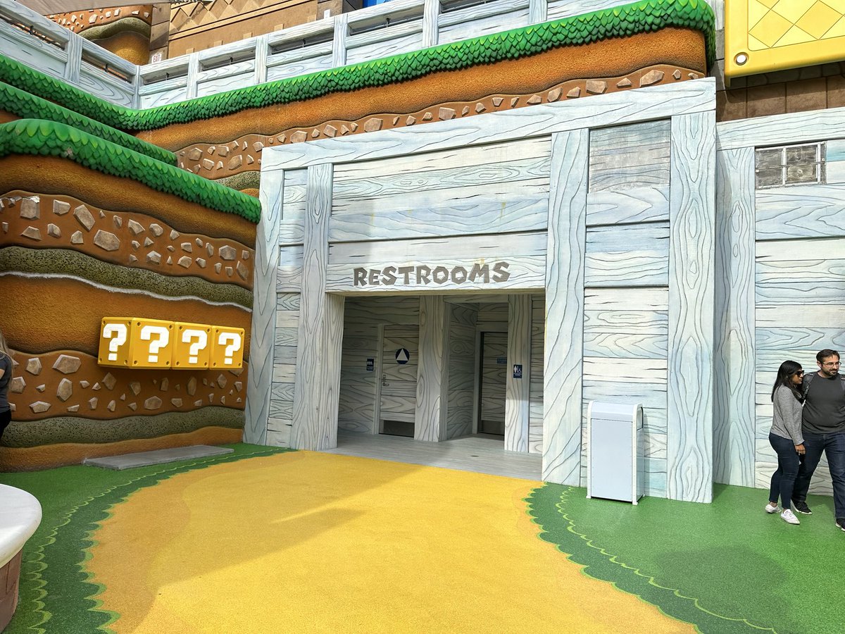 insideuniversal's tweet photo. A+ 🐐 Restrooms @UniStudios https://t.co/d5DLxDcB3c