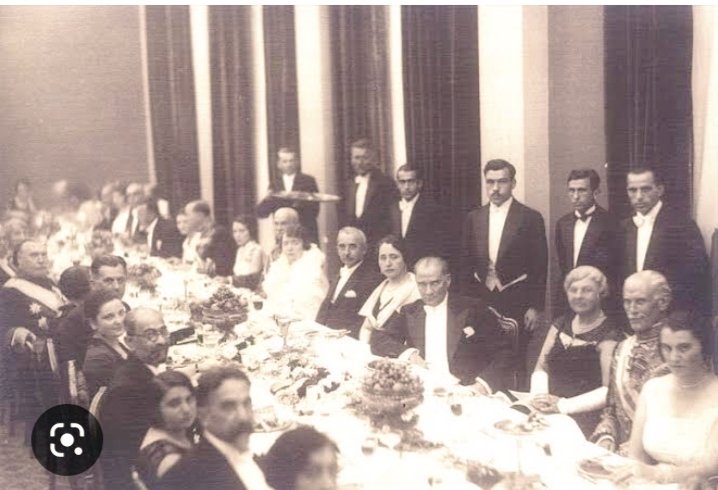 solgun_17's tweet photo. @tcsavunma Dikkaaait! E sas duruş bu olsa gerek. Senin Allahına gurbanım ben. Asaletin yeter. https://t.co/W5cLxt28bq
