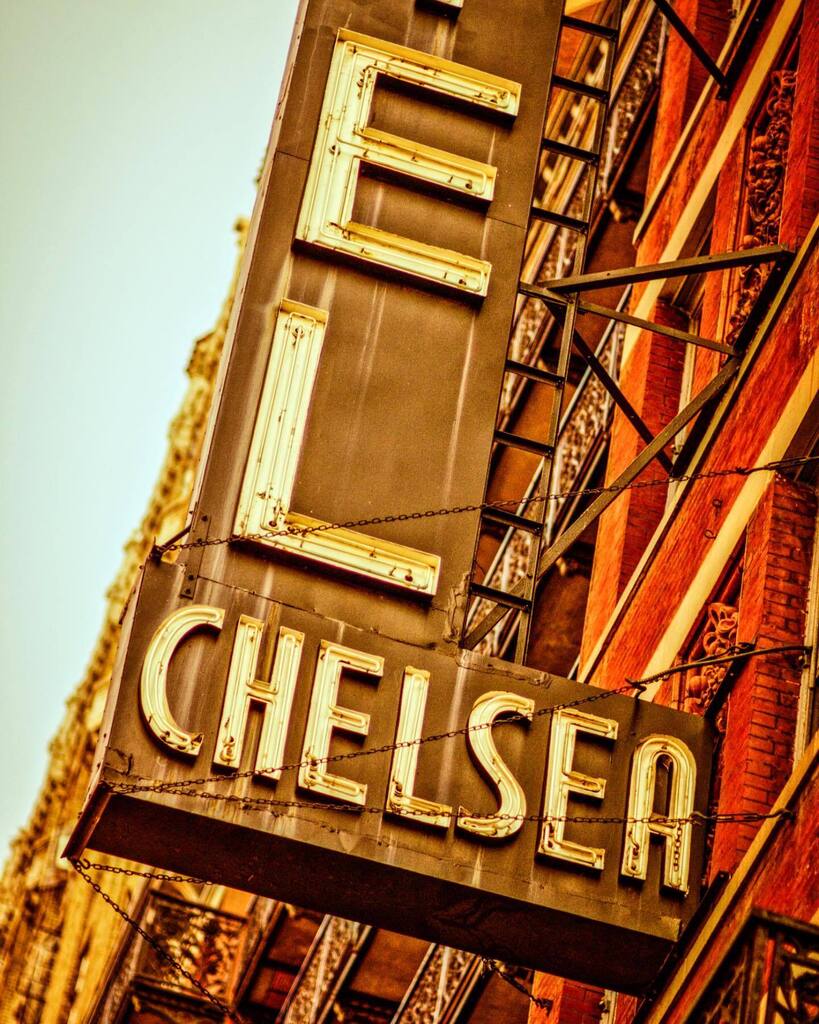 gettingcaptured's tweet photo. The legends inside.  #jackkerouac #tennesseewilliams #jonimitchell #dylanthomas #arthurcclarke #arthurmiller #williamsburroughs #allenginsberg #thomaswolfe #marktwain #edithpiaf #rufuswainwright and so many more.  #nyc #hotelchelsea #hotelchelseanyc #new… https://t.co/Dvycyh8h4g https://t.co/P6dZR4pnbP