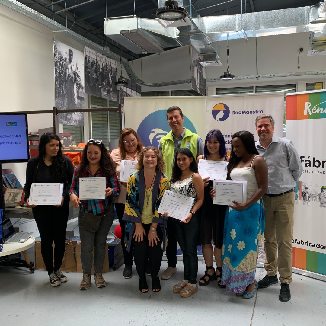 RedMaestra's tweet photo. ¡Felicitamos a nuestras alumnas del curso "Cemento y hormigón" por haber finalizado esta etapa👏! Estamos seguras de que los conocimientos adquiridos les serán de mucha ayuda y les deseamos éxito junto a nuestros aliados Polpaico y @Muni_Renca. https://t.co/CH1cxLdFAv