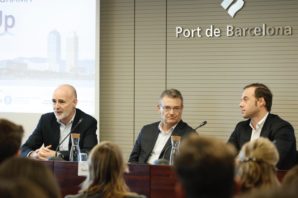 felixortega's tweet photo. Després de 3 mesos arribem al final de #BlueUp, programa d'emprenedoria de @barcelonactiva per projectes vinculats al mar i els oceans. 46 candidatures,11 participants,150 hores de formació, especialització, networking, tutories i mentories i 2 guanyadors #Meditmin #ToroiMarine👏 https://t.co/mKb3QlY4yj