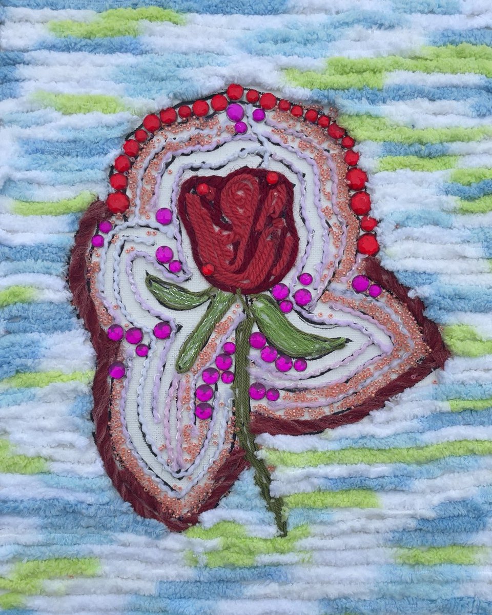 mrsivanacameron's tweet photo. Sacred finger yarn 🧶 labyrinths #sacredlabyrinth #yarnart #prayer #prayerunit #religionart @assumptionlion https://t.co/YQMt7PdUjk