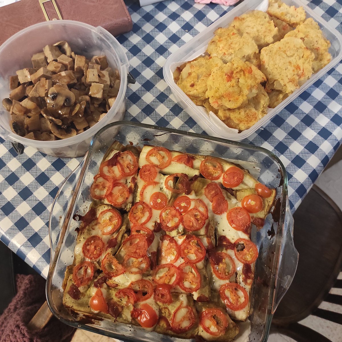 Testing_t9's tweet image. Food prep