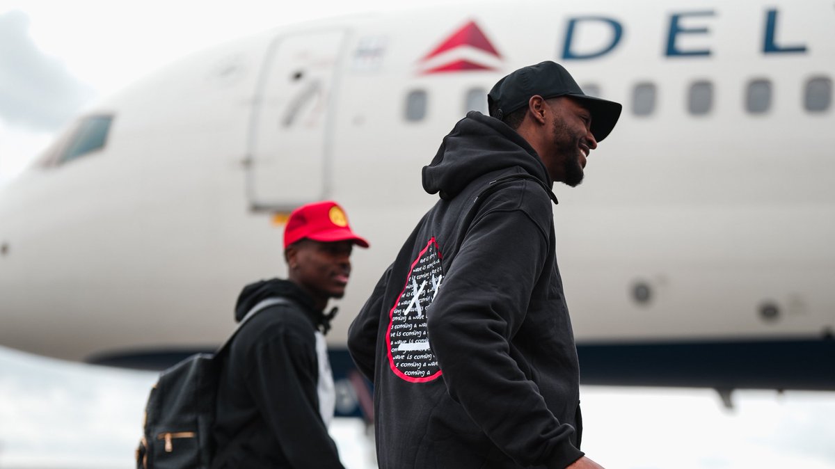 ATLHawks's tweet photo. Wheels up to Indy! https://t.co/lRx7muZ4EH