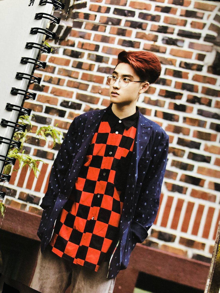 Buniverse30's tweet photo. #HappyDODay 🐧🥳🎂🎂
#exo #DoKyungsoo #exogrowl #kpop https://t.co/yF6YF7q6b7