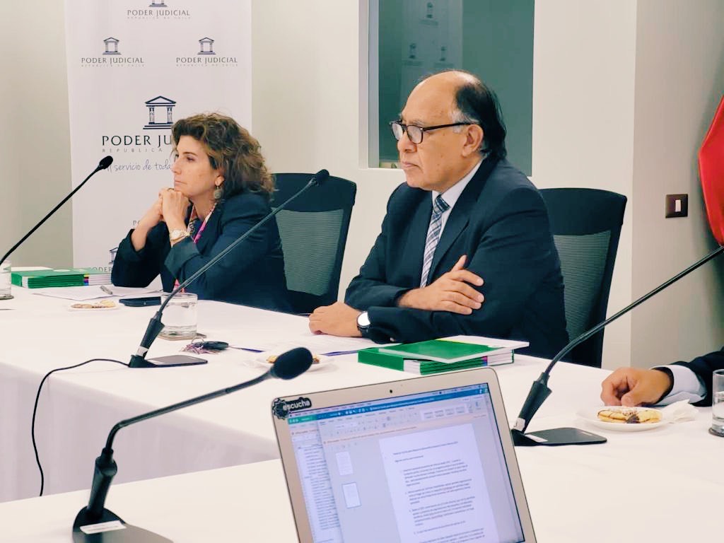 fundcolunga's tweet photo. REUNIÓN PARA EMPEZAR A TRABAJAR JUNTOS_ En la Corte Suprema, la primera mesa de trabajo del proyecto “Fortalecimiento del sistema de familias de acogida (FAE)", una iniciativa de @fundcolunga , @ilumina_fund  y @fsancarlos  para innovar en cuidados alternativos. https://t.co/zPhQNDmpg9