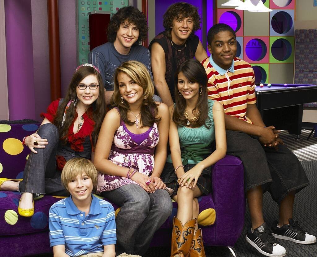PopBase's tweet image. A ‘Zoey 101’ sequel movie with Jamie Lynn Spears and the original cast is in the works at Paramount+.