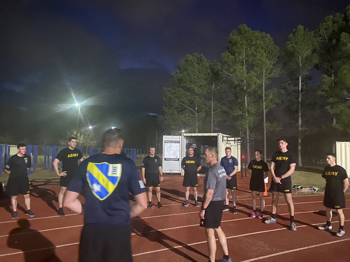 curtisbuzzard's tweet photo. Great PT this morning with 3-54 IN - sets of pull-ups, deadlifts, HR push-ups, farmer carries, and quite a few laps in between. PT matters and most important thing you do every day! https://t.co/XU0eI9IXRw