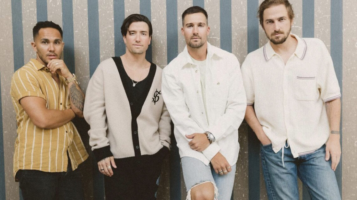 I'm voting #Rushers for #BestFanArmy at the #iHeartAwards