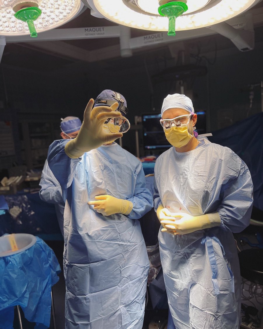 Congratulations to <a href="/RandyDAmico_MD/">Randy D'Amico, MD</a>, Dr. Ben-Shalom, and our Clinical Research Team on the enrollment of our first patients in our <a href="/longeviti/">Longeviti Neuro Solutions</a> clinical trial! We are hoping by using sonolucent implants, we will literally create a window to the brain Go #teamresearch! 🧠🪟👀
