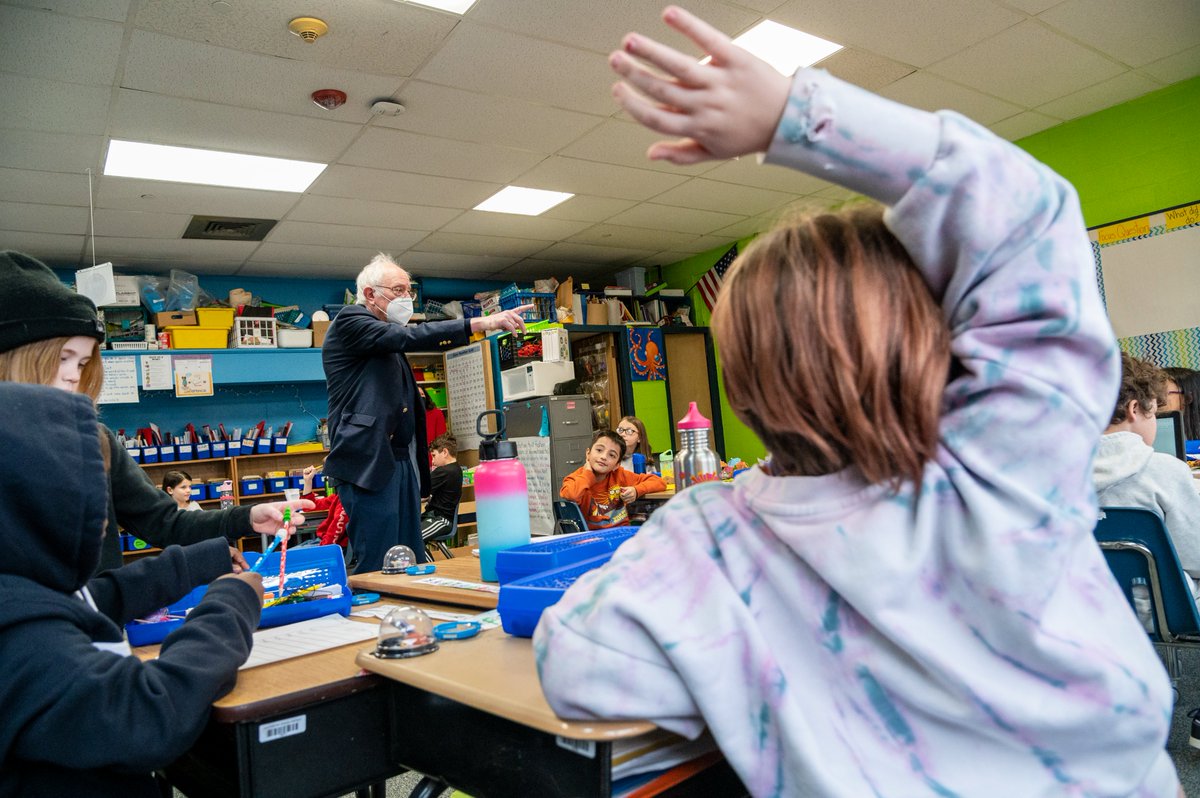 Colchester Schools tweet media