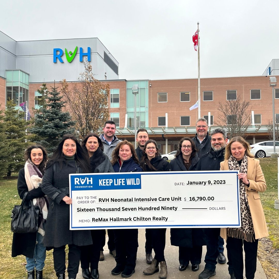 RVHFoundation's tweet photo. We are so grateful to ReMax Hallmark Chilton Realty Team for their continued support to help RVH expand and build a bigger health centre. To read more about their support of the NICU expansion, please visit https://t.co/3iF9poxKOC
#thankyou #keeplifewild #helpRVHgrow #TeamRVH https://t.co/Rpiyz9O5xH