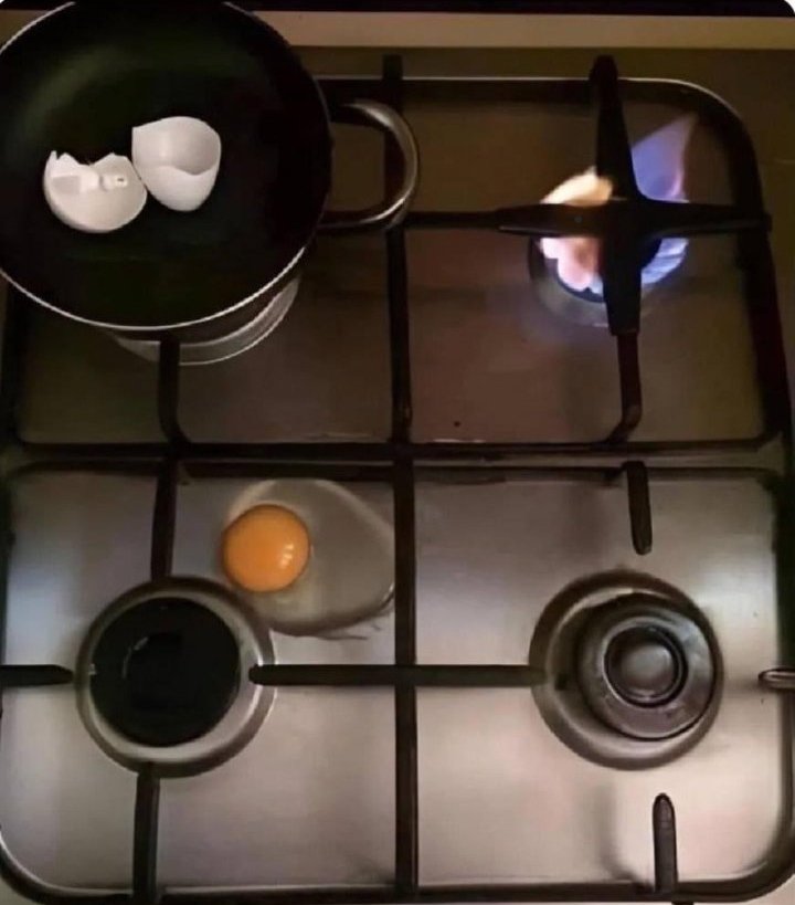 UTDRico8's tweet photo. @CFCMod_ Potter is cooking 😭😭😭💔💔💔 https://t.co/nRM30tNZqk