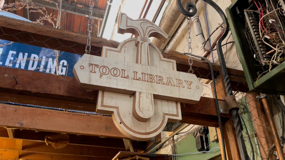 FOX23News's tweet image. Albany #toollibrary growing in size and popularity with @CassHudson trib.al/0L1lmLK