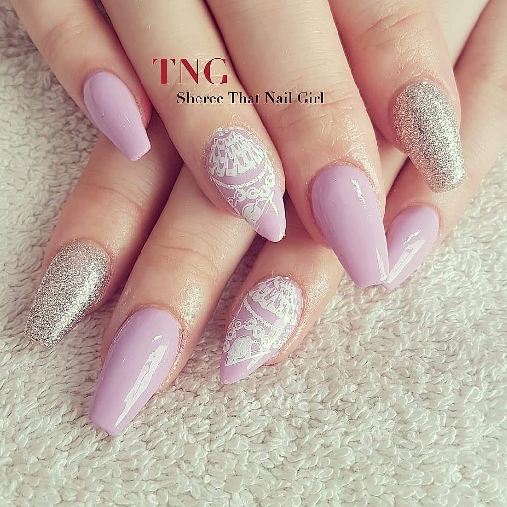 I love how girly these are 💜
#thatnailgirlsheree #shereethatnailgirl #nailsindoncaster #doncasternails #doncasterbusiness #doncasternailtech #doncasterisgreat #doncaster #nailtechdoncaster #showscratch #purplenails #purple #glittery #glitter #glitternails #nailstamping #nails
