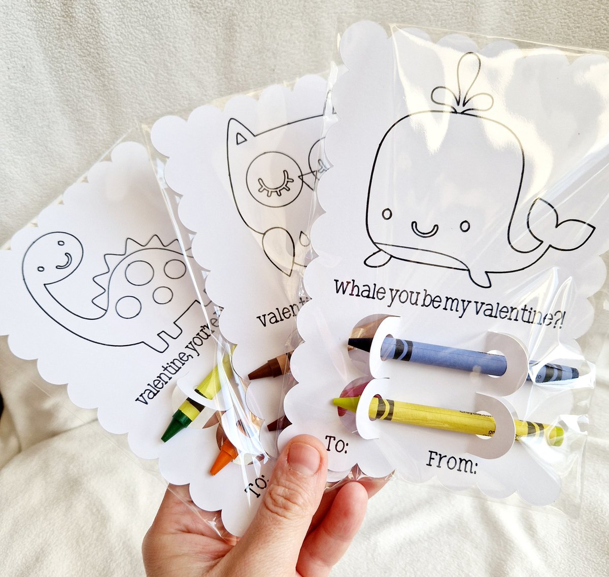 SewSimpleSadie's tweet photo. Love crafts? 😍 Look no further! How cute are these! 🥰 Perfect mini gifts for your little ones this Valentines day ♥️ https://t.co/G0BTvtrimY