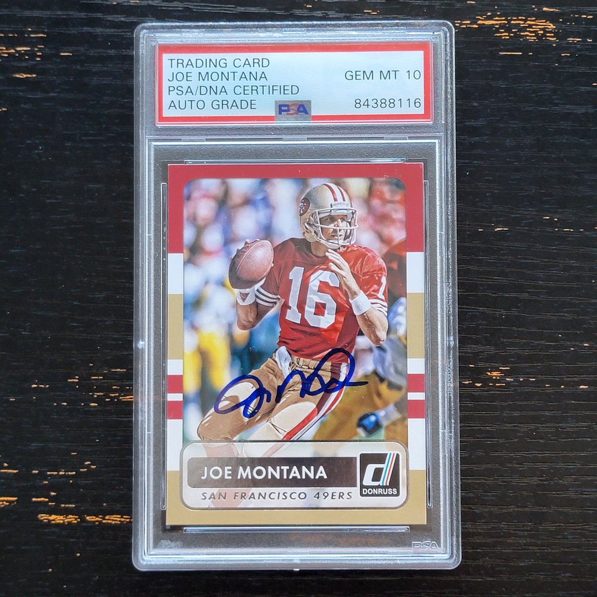 FaithfulGiveway's tweet photo. 🎆 #FaithfulGiveaway #103  🎆 

How would you like to #win an Autographed Joe Montana Card in perfect PSA condition?

To Enter

1. Follow &amp; RT

2. Comment below your score prediction for 49ers vs Seahawks

3. Winner will be announced at Halftime on Saturday. 

 #NFL #FTTB #49ers https://t.co/UImFMouma0