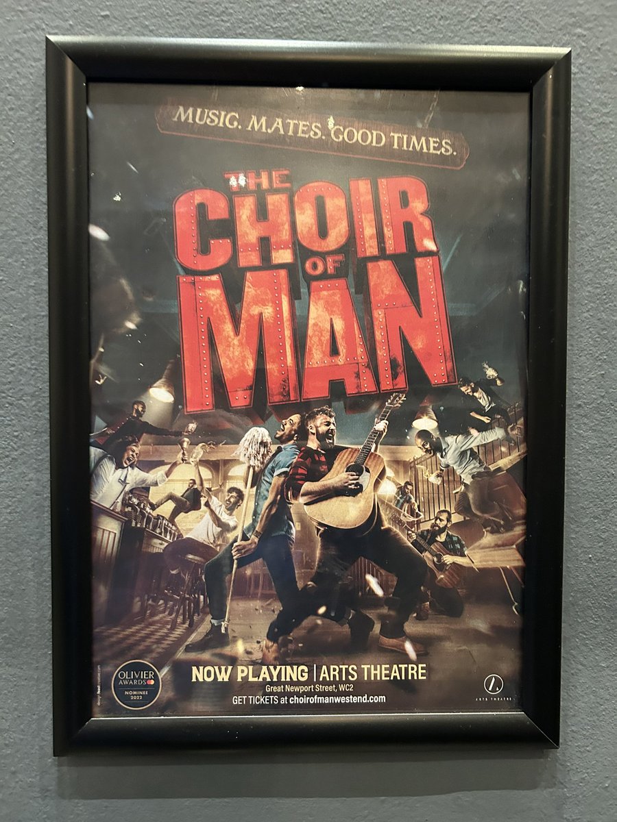 ChrisLincoln80's tweet photo. Enjoyed another trip the #TheJungle #Pub @choirofman followed by a trip to @thetheatrecafe for #Cake thanks to @TodayTixUK for the #RushTicket #ChoirOfMan https://t.co/mo5nc9Jxjh