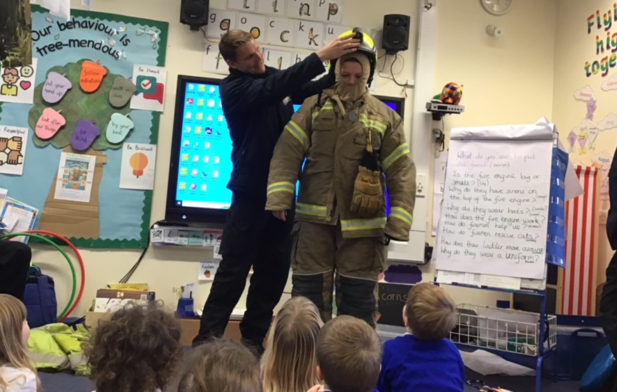 chacewatersch's tweet photo. There was a lot of excitement with Acorns today with some very special guests coming to see them – the Fire and Rescue Service with a fire engine! This linked perfectly to their learning about heroes. Miss Cookson loved having the opportunity to dress as a fire fighter! 😀 https://t.co/S1wiMlCRiO