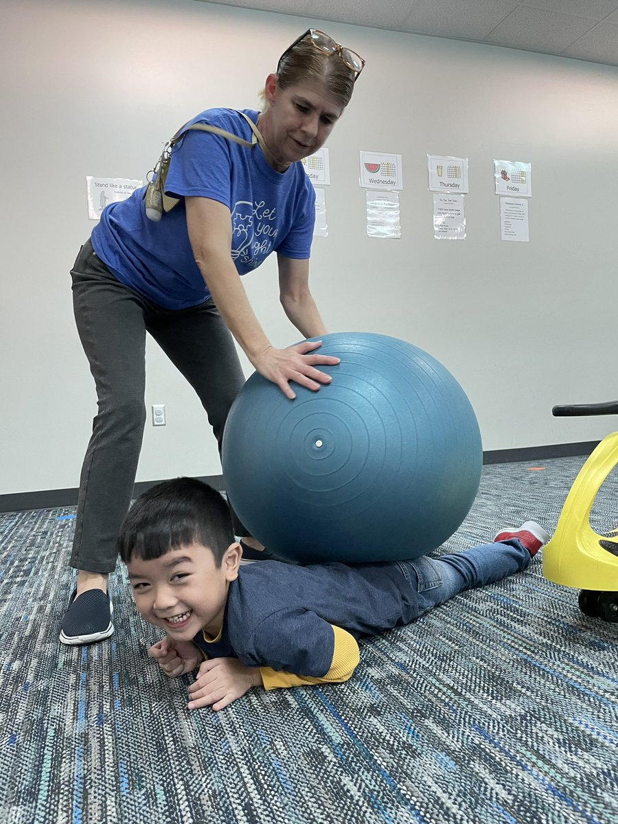AmandaWatson237's tweet photo. We found a new calming tool that is so easy and fun!!! Shout out to Ms. Karen for finding our new favorite motor lab activity! #TISDGOES, #Tstudentsupport, #GOblazeatrail https://t.co/G4aSlHEDYq