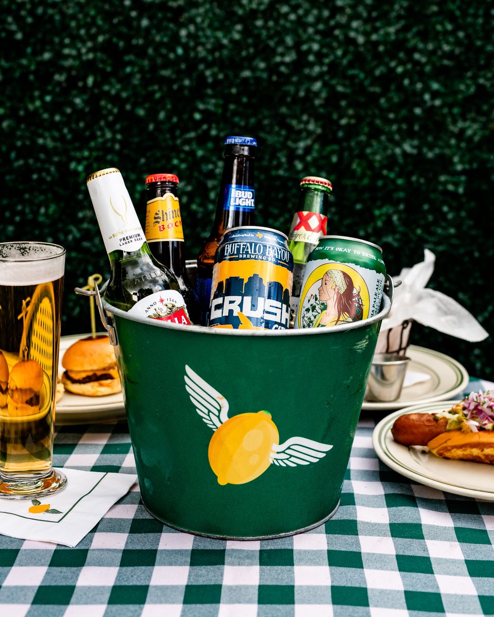 Did someone say happy hour? Grab your friends and join us from 2-6pm every weekday for Lemon Hour!

#berghospitality #bblemon