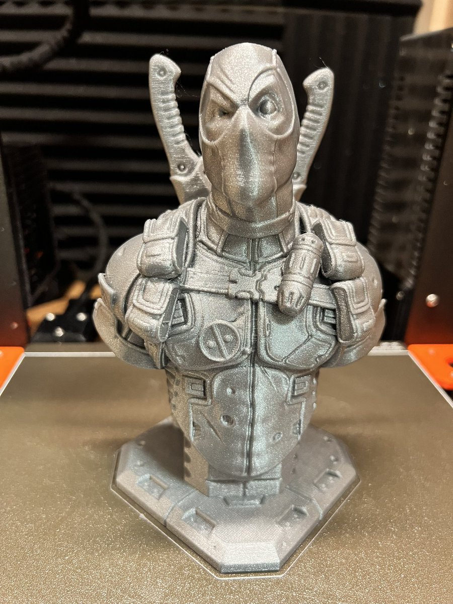 Still one of my favourite busts, Deadpool by <a href="/eastman3d/">eastman3d</a>  😍

<a href="/Prusa3D/">Prusa3D</a> MK3S still printing like a champ after nearly 3000 hours. Now with a brilliant <a href="/E3DOnline/">E3D</a> Revo hot end ❤️

#3Dprinting #Deadpool #nofancytimelapsehere